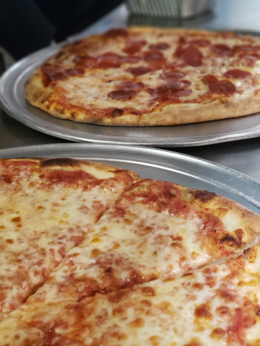 Mezzaluna Pizzeria At Town Center-6