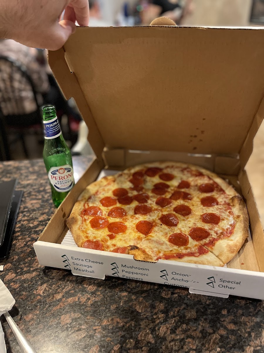 Mezzaluna Pizzeria At Town Center-8